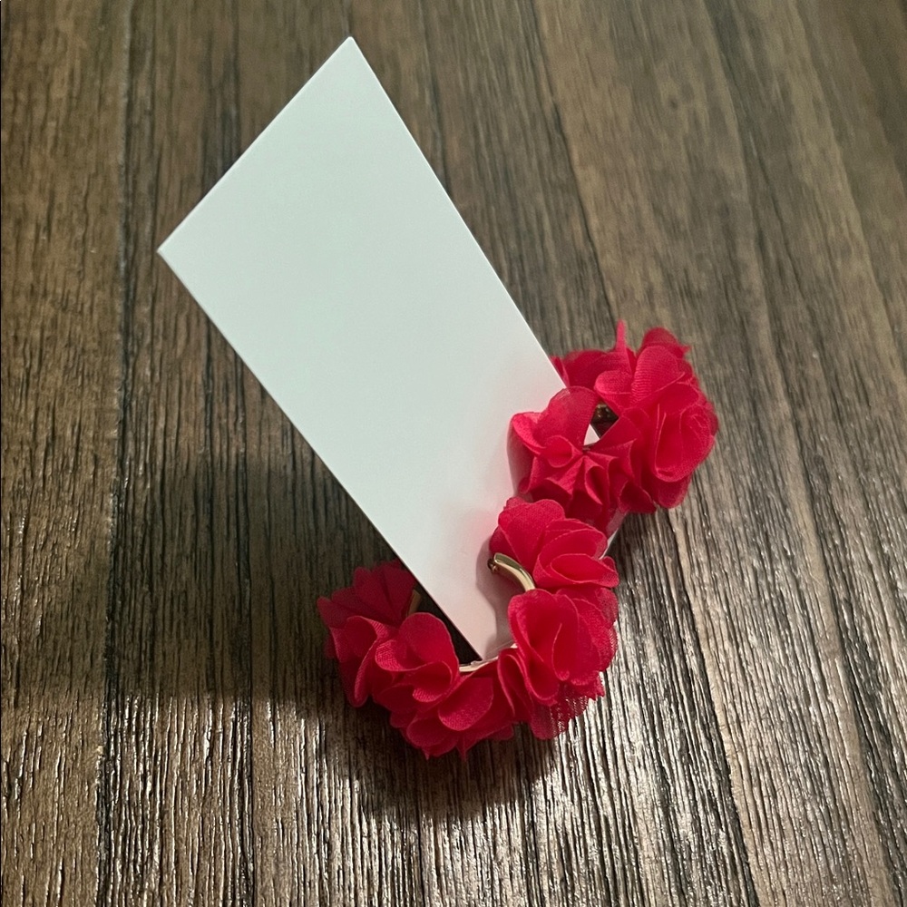 Elegant hot pink Floral earring